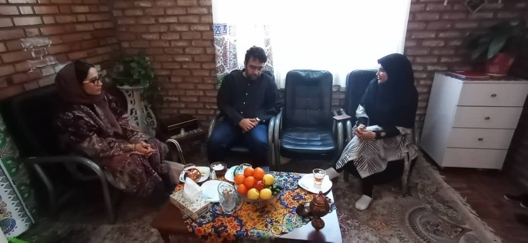 دیدار مدیران شرکت هرمس با دختران شبه خانواده خیریه مشیز