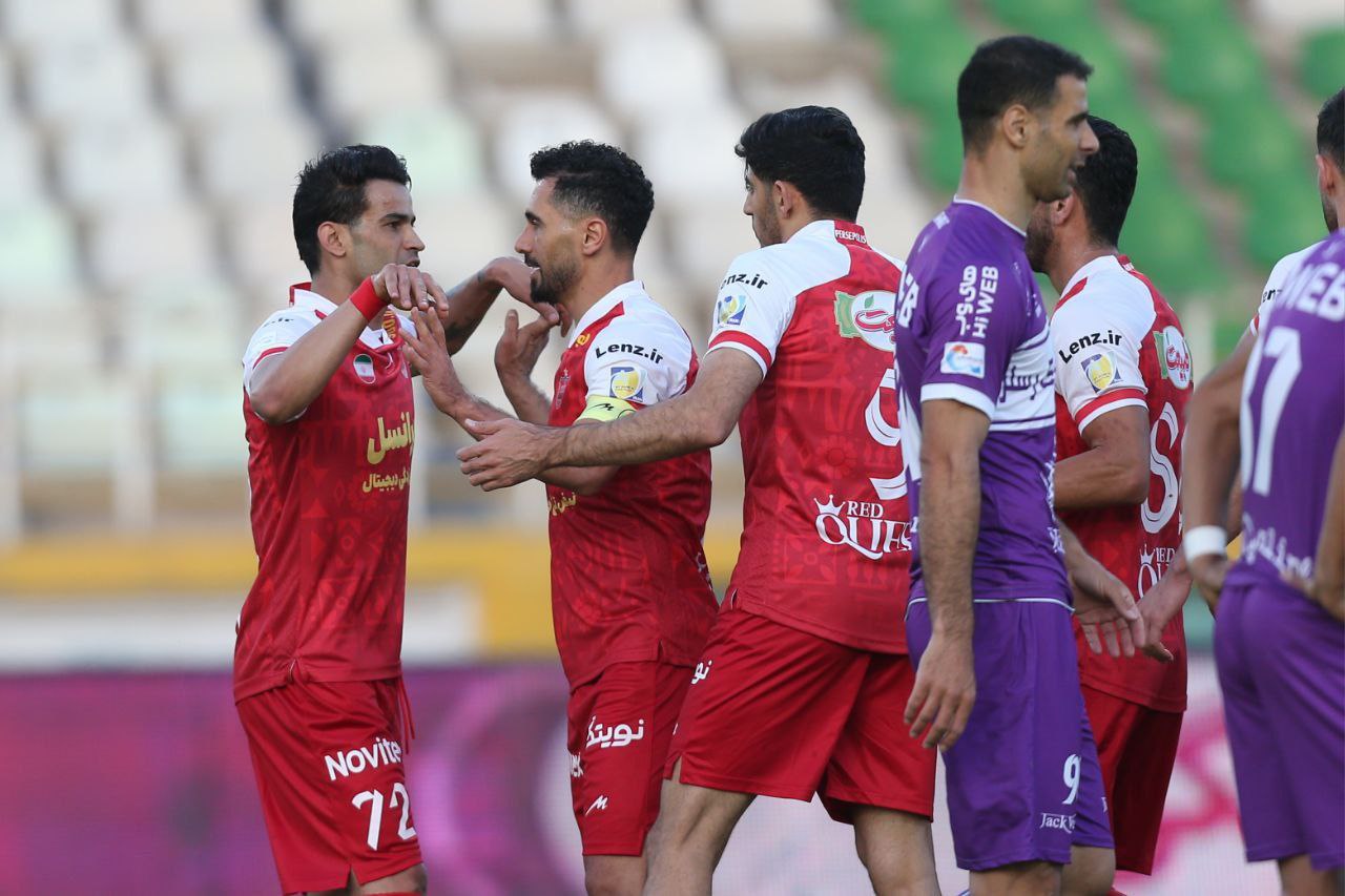 گزارش زنده: هوادار ۰ - ۱ پرسپولیس/ پایان نیمه‌اول