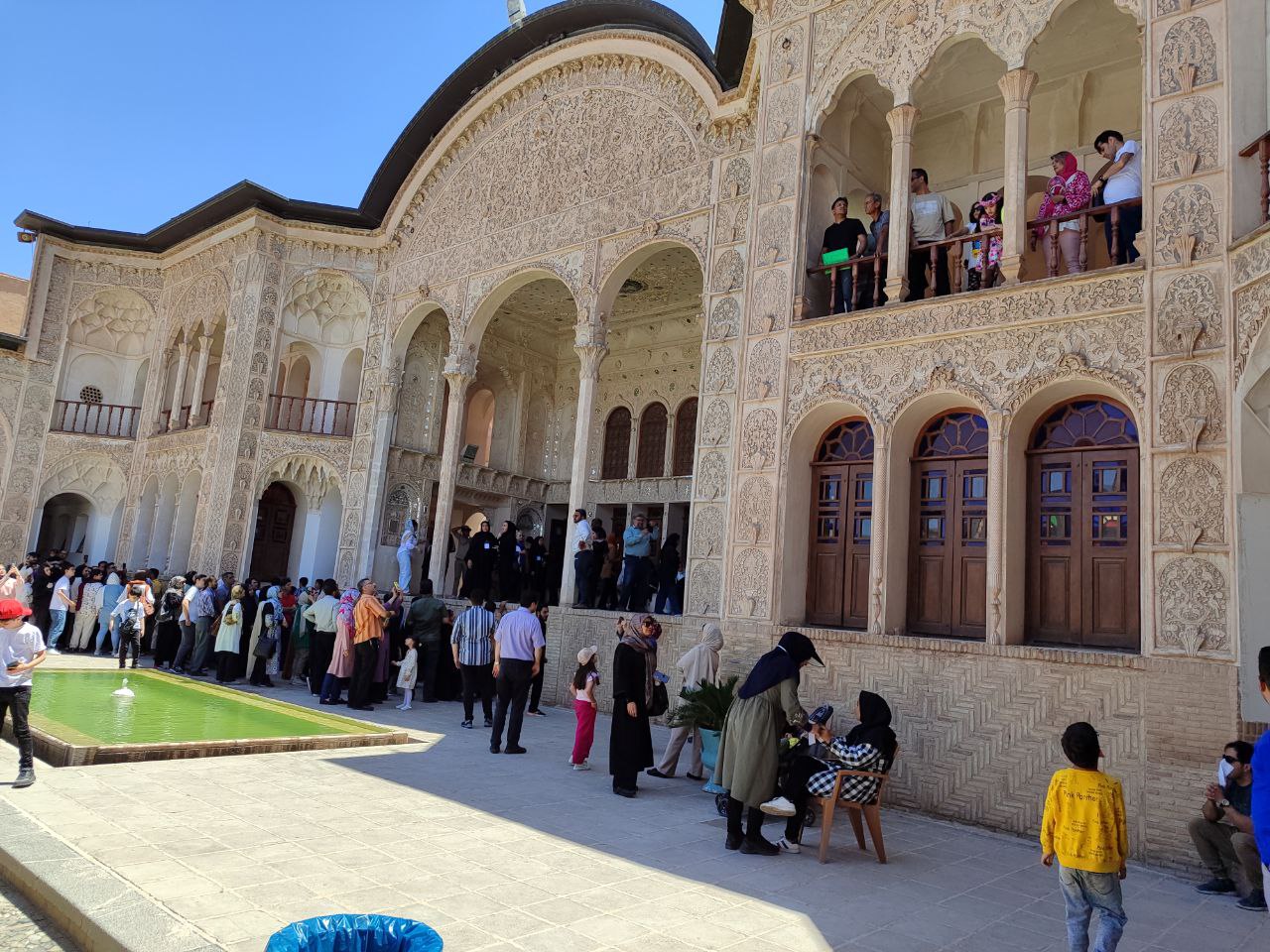 کاشان، سرزمینی از جنس گل و گلاب