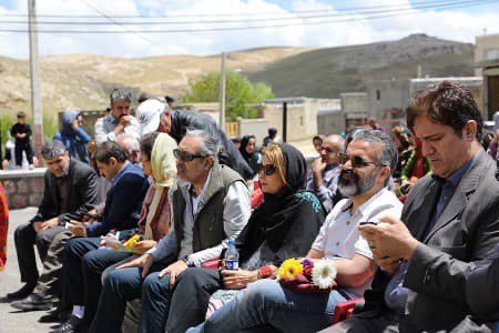 افتتاح دبستان موسسه خیریخ نیک گامان جمشید در روستای دربند شهرستان دیواندره