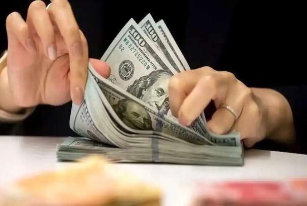 قیمت دلار؛ روند کاهشی ادامه دارد؟