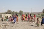 گزارشی از اقدامات موسسه خیریه نیک‌گامان جمشید برای مردم سیل‌زده سیستان و بلوچستان