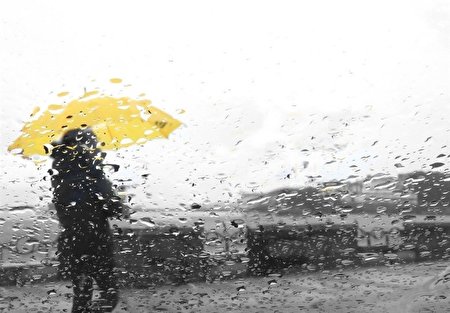 هواشناسی؛ بارش‌های پراکنده و رعدوبرق