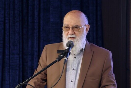 زندان، برای قطع درختان