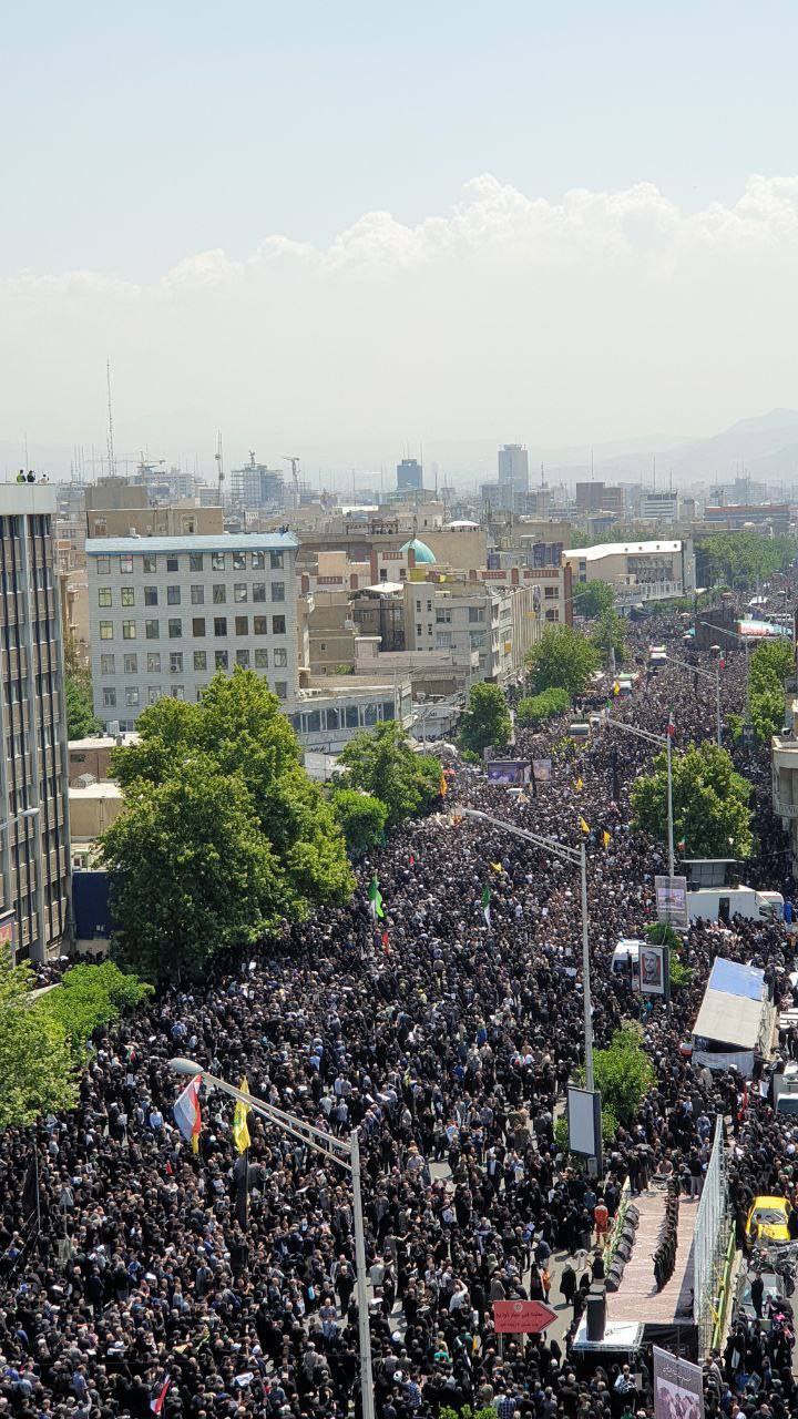 مراسم تشییع پیکر رئیس‌جمهور/ ورود نخست‌وزیر ارمنستان/ آخرین حرف شهید رئیسی به علم‌الهدی چه بود؟+ویدیو