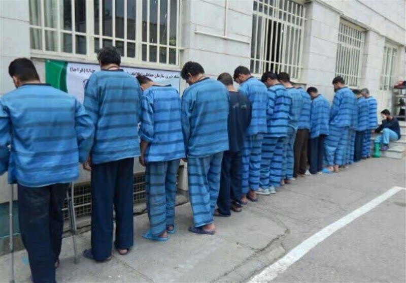 ۳۰ نفر از اراذل و‎ ‎اوباش البرز دستگیر شدند