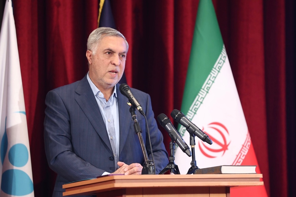 ۴۰ هزار زندانی شاغل حقوق‌بگیر داریم