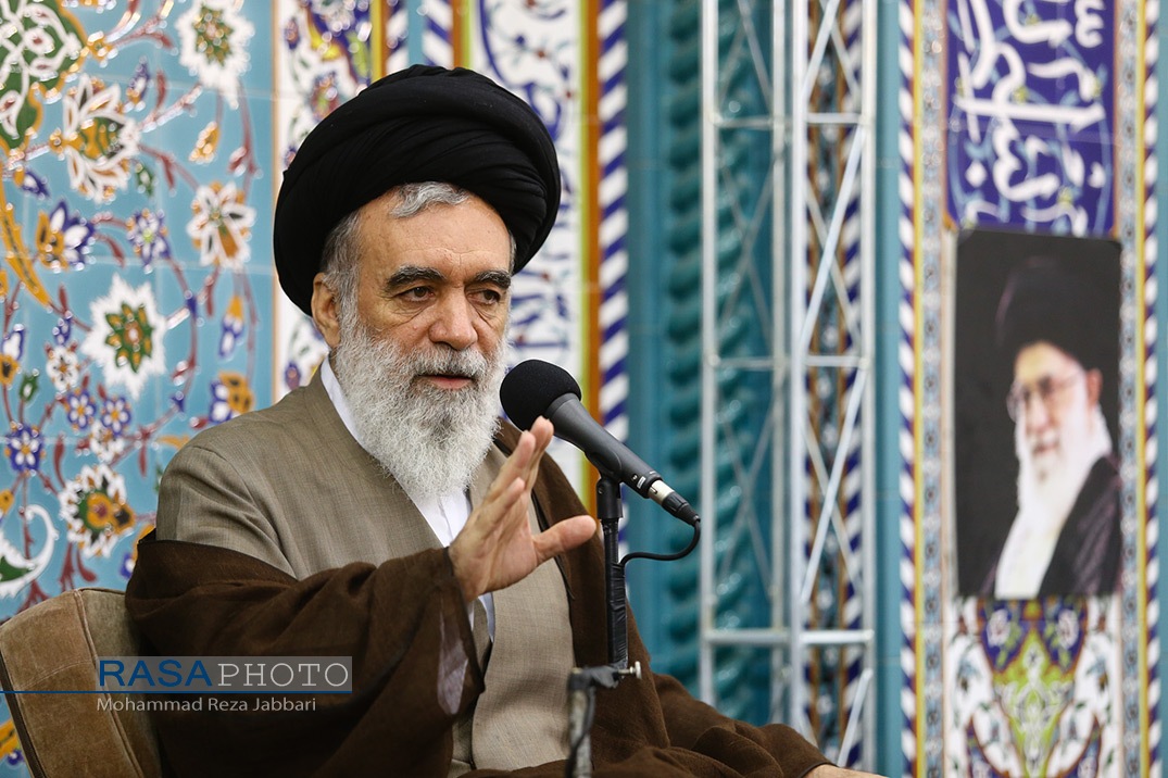 عضو فقهای شورای نگهبان: امروز شغال‌ها و کفتار‌ها رقاصی می‌کنند