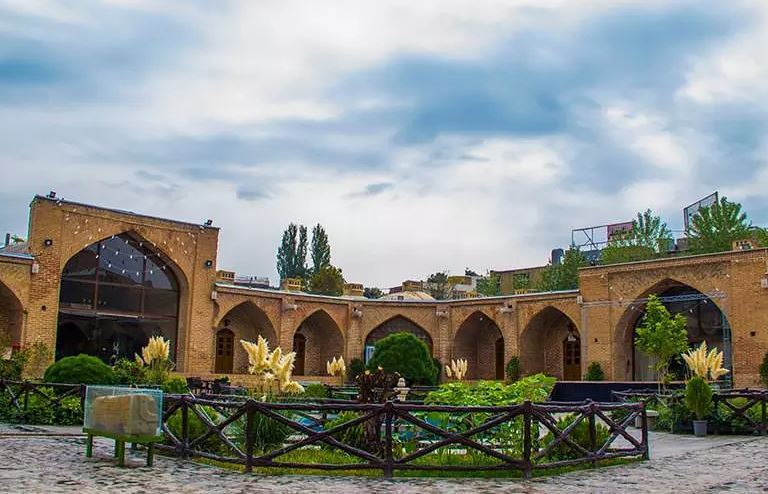 بازگشایی کاروانسرای شاه‌عباسی پس از ۴ سال