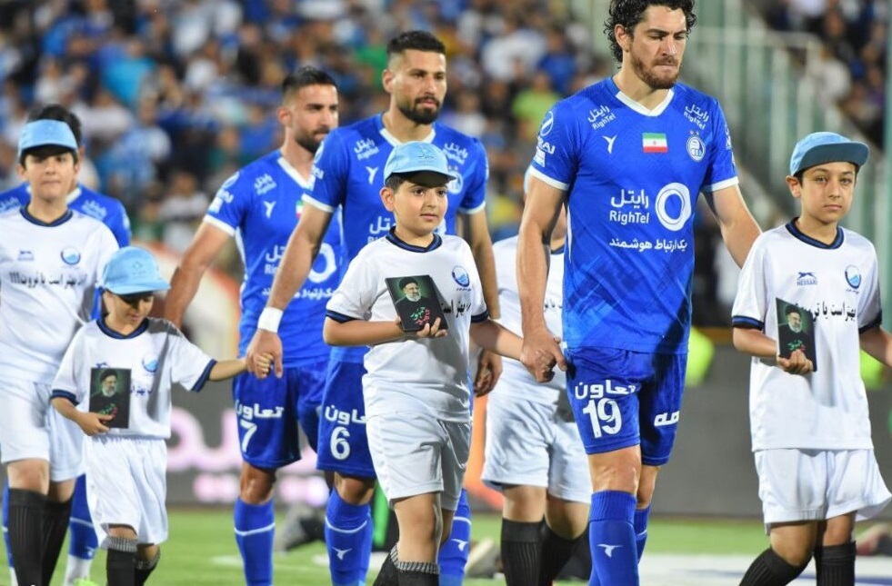 استقلال با تمام توان در هفته آخر