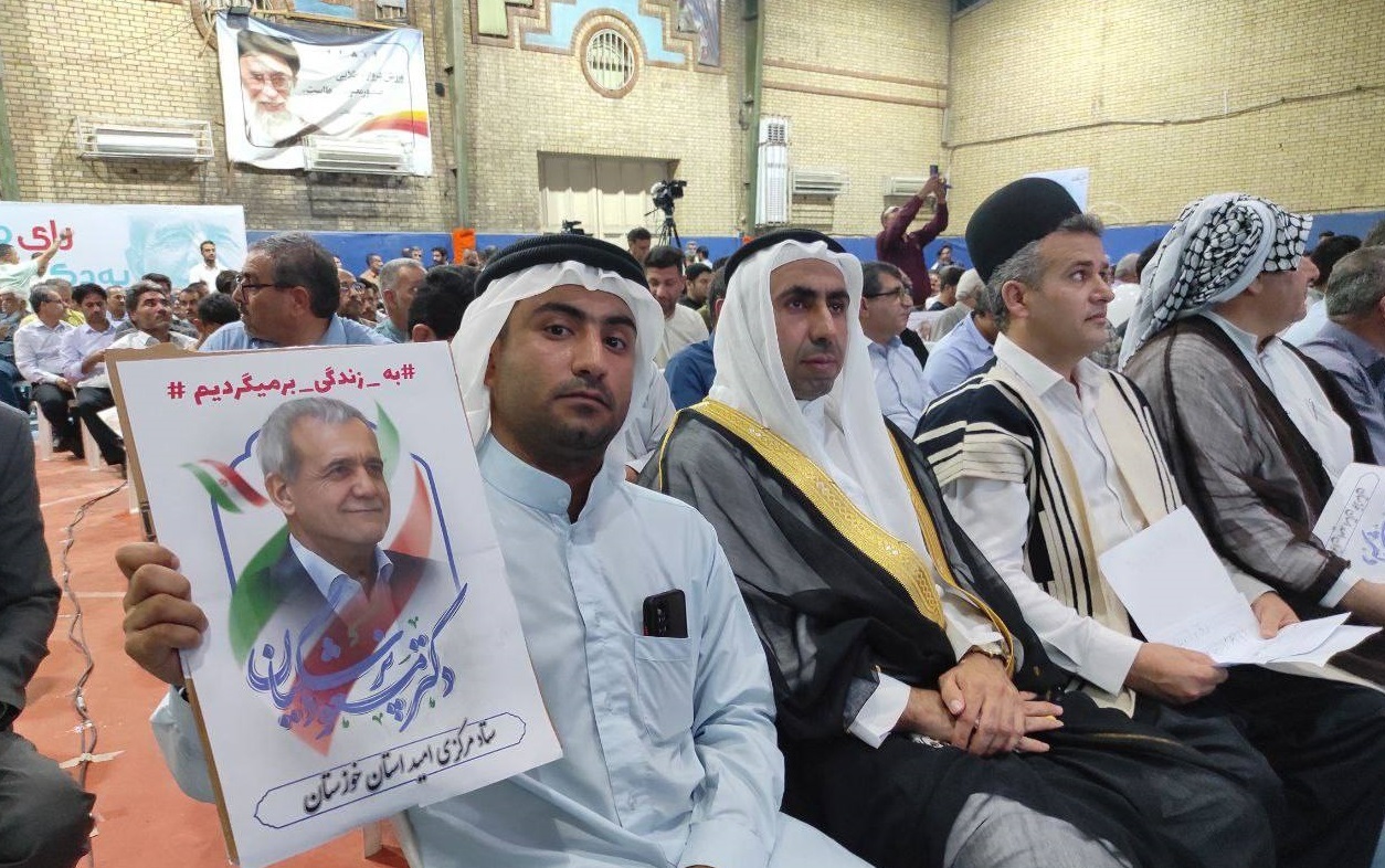 انتخابات ۸ تیر؛ پزشکیان وارد اهواز شد +ویدیو