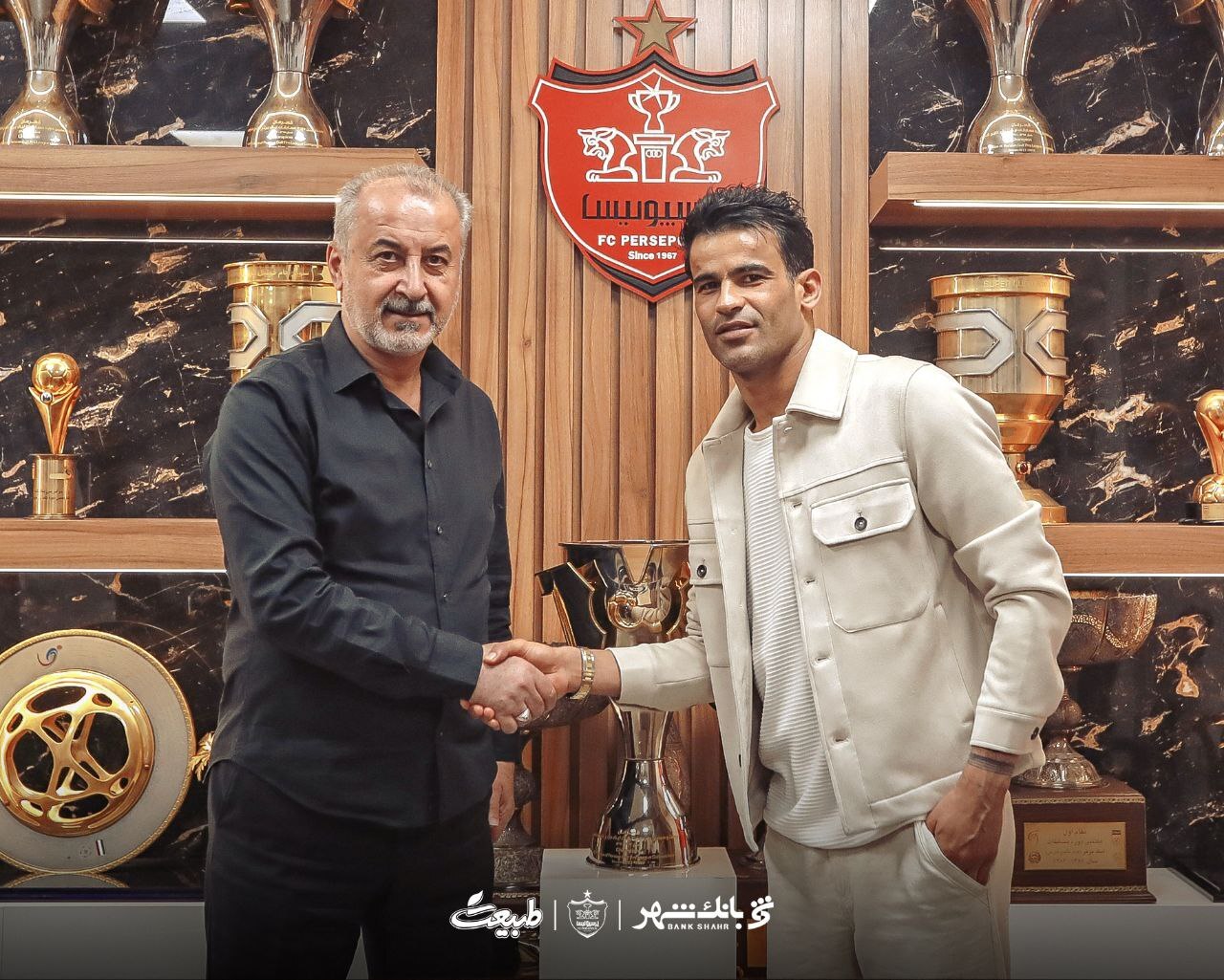 عیسی در پرسپولیس ماندنی شد +عکس