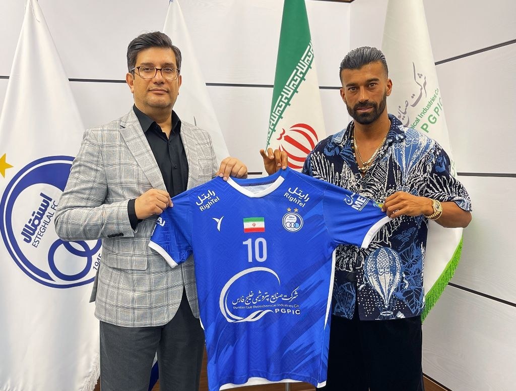 بمب نقل‌وانتقالات؛ رامین رضاییان استقلالی شد +عکس