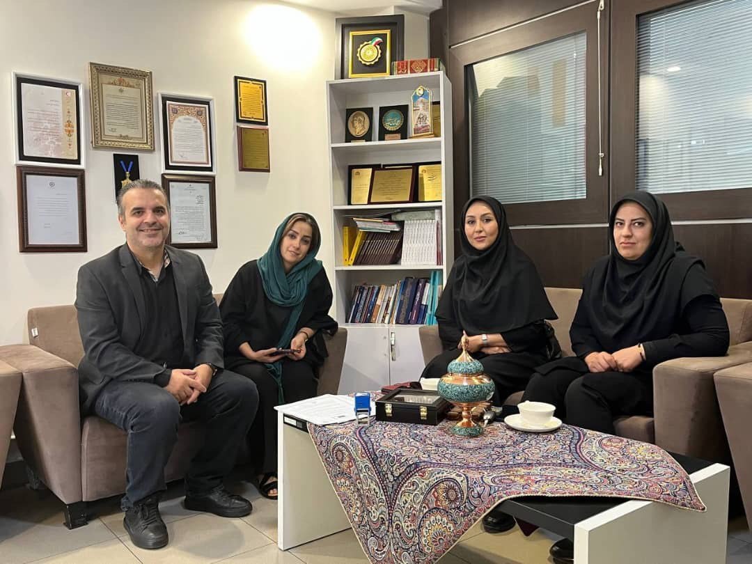 امضای توافق نامه‌ی تامین تجهیزات پزشکی میان روسای بیمارستان‌های دانشگاه علوم پزشکی و موسسه خیریه نیک گامان