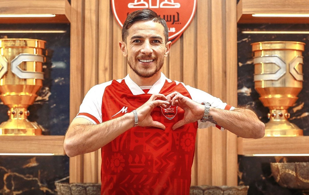 احمدزاده در پرسپولیس؛ «به خانه برگشتم»