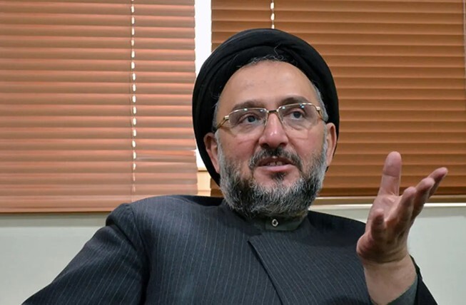 واکنش ابطحی به توهین به «ظریف» در نماز جمعه