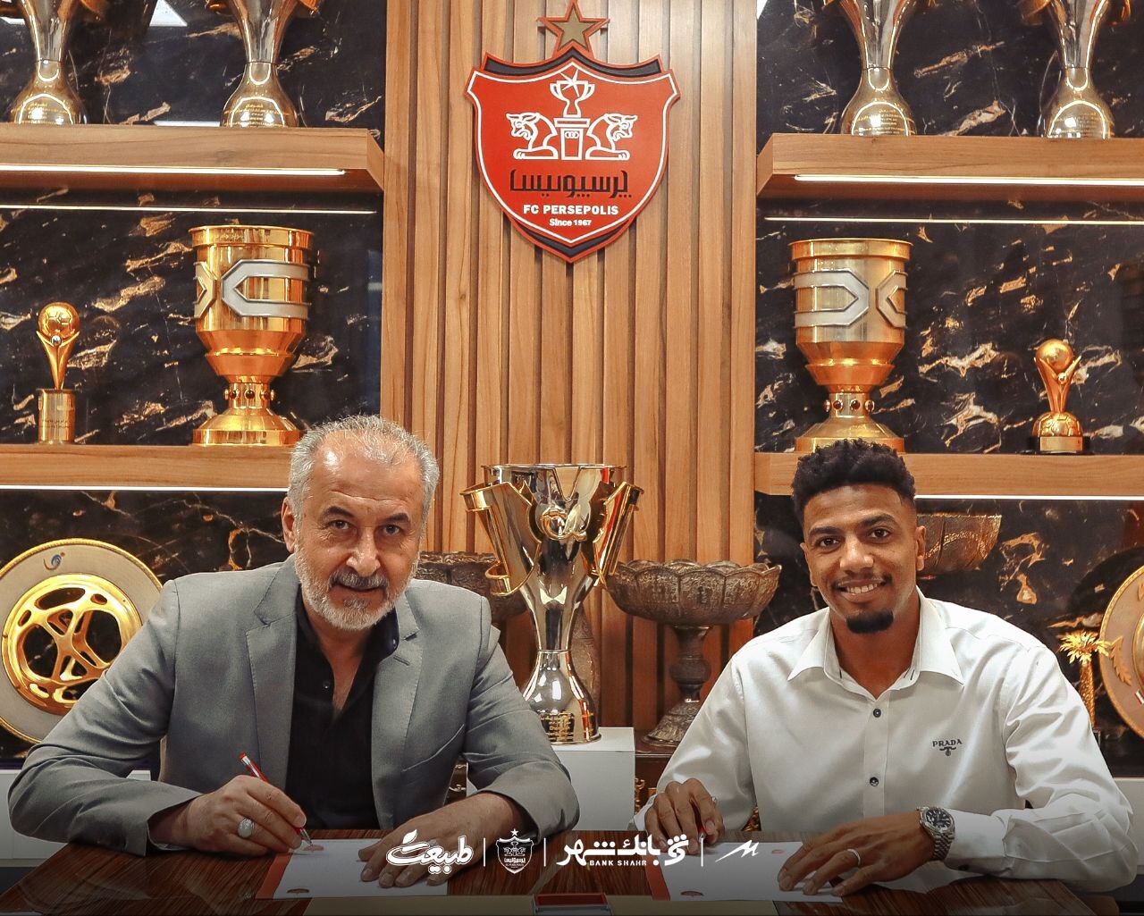 قرارداد ایوب العملود با پرسپولیس امضا شد +عکس
