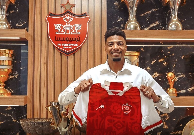 قرارداد ایوب العملود با پرسپولیس امضا شد +عکس