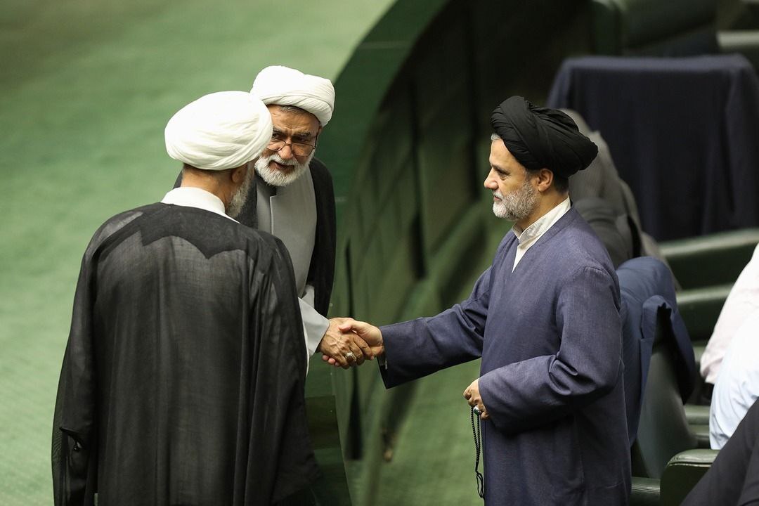 جلسه صلاحیت وزرا؛ بررسی برنامه‌های ۴ وزیر/ «عراقچی» حافظ منافع نظام است/ حوزه سلامت را سیاسی نکنیم