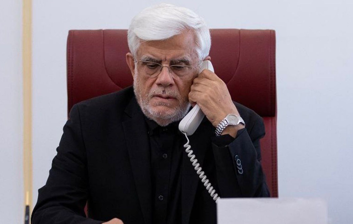 پیگیری حادثه اتوبوس زائران پاکستانی توسط عارف