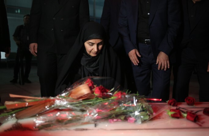 اولین روز کاری «فرزانه صادق»؛ بازدید از فرودگاه امام +عکس