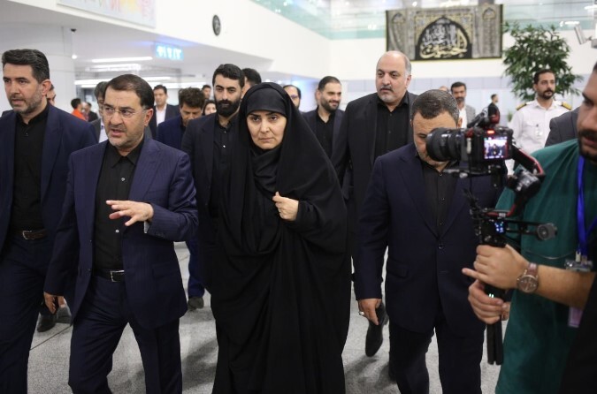اولین روز کاری «فرزانه صادق»؛ بازدید از فرودگاه امام +عکس