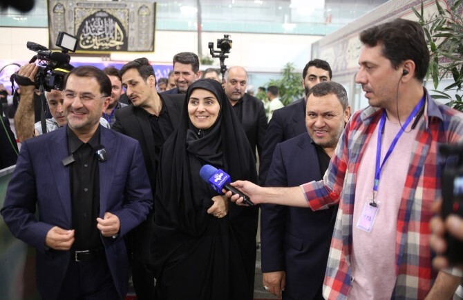 اولین روز کاری «فرزانه صادق»؛ بازدید از فرودگاه امام +عکس