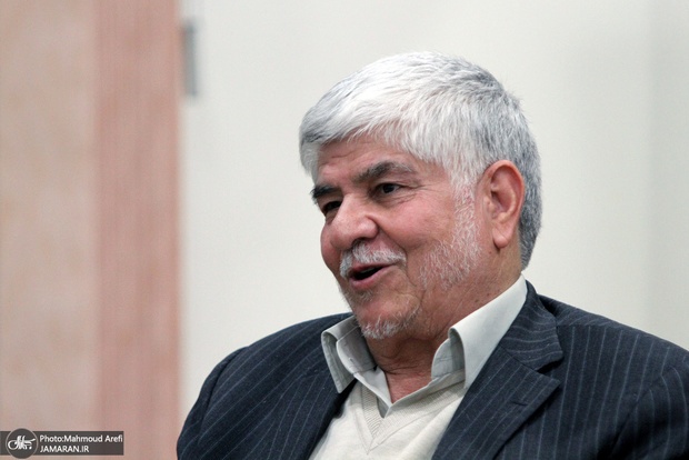 محمد هاشمی: عارف افراطی نیست