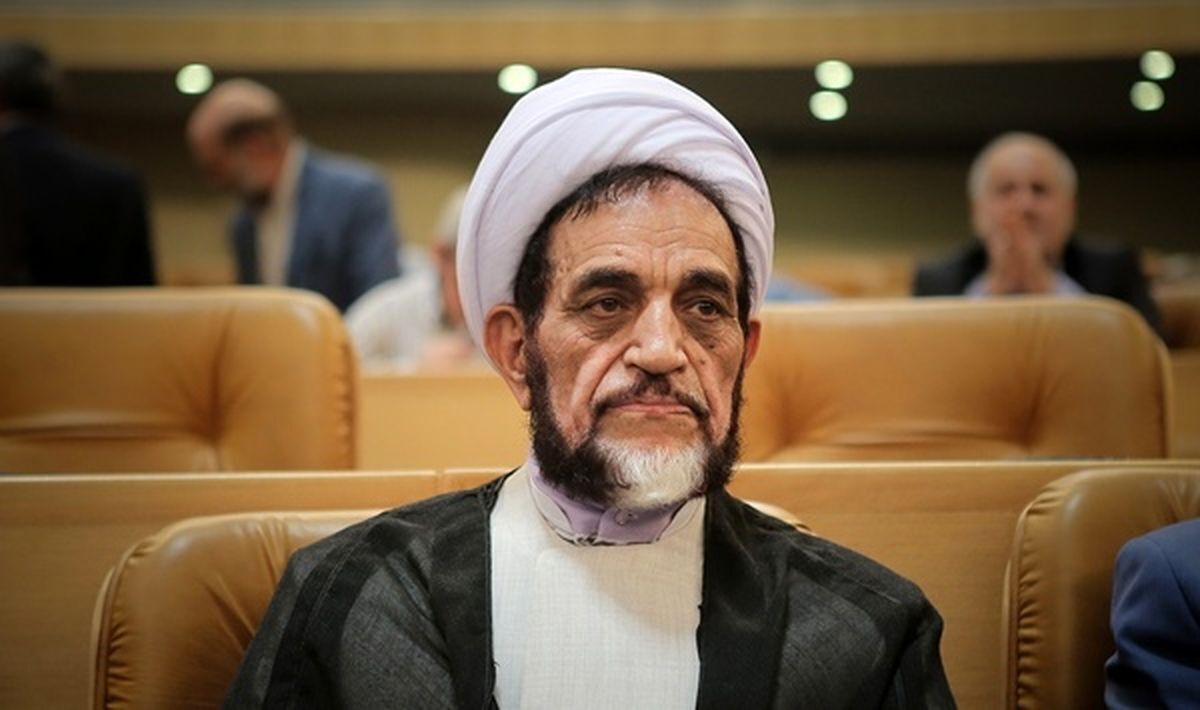 اشرفی اصفهانی: وزرا باید به قول‌ها وفادار باشند