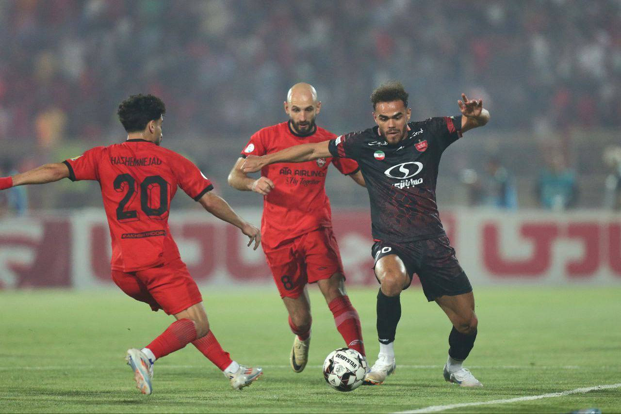 گزارش زنده: تراکتور ۱ - ۰ پرسپولیس/ گلزنی شجاع! +ویدیو