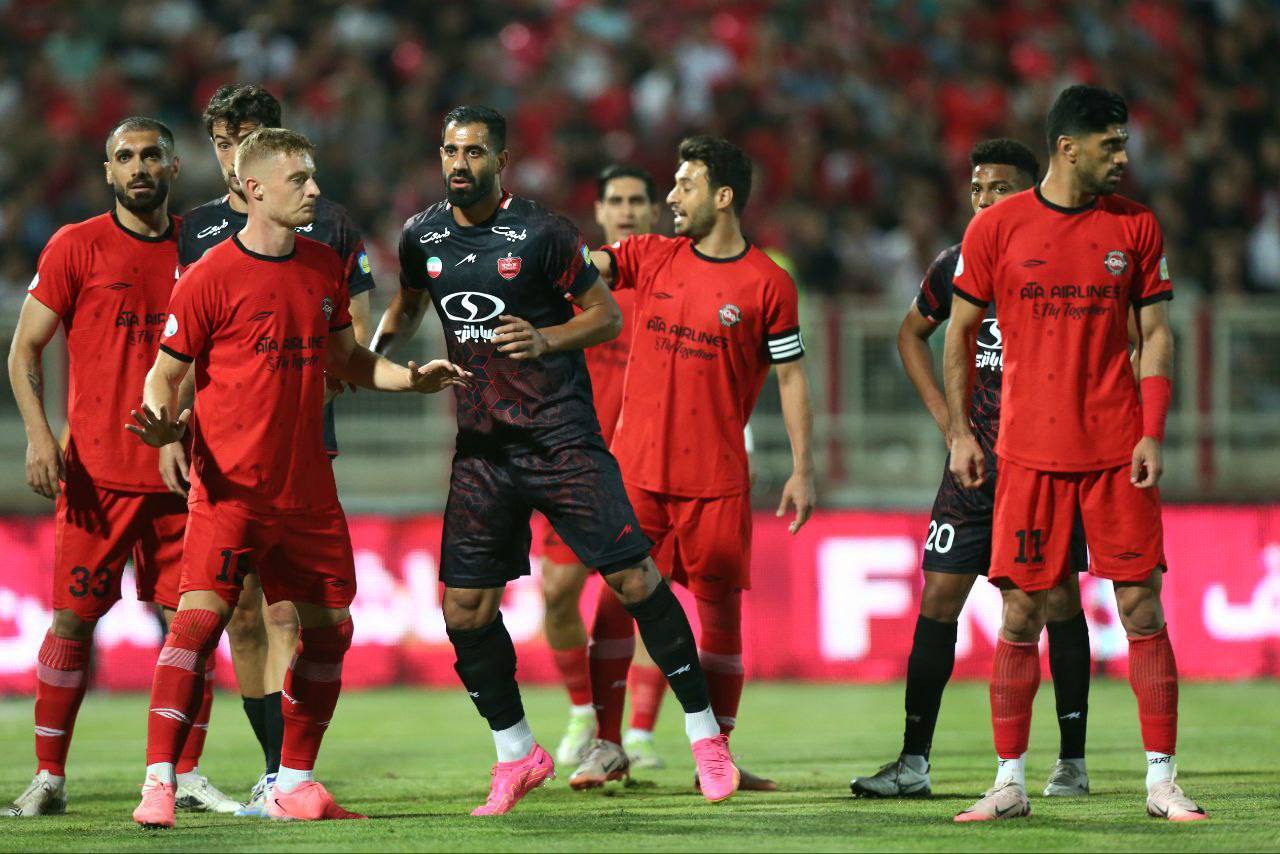 گزارش زنده: تراکتور ۱ - ۰ پرسپولیس/ گلزنی شجاع! +ویدیو