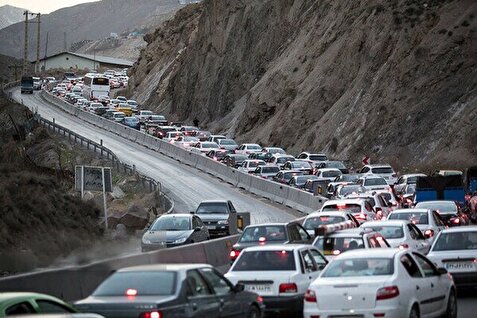 ترافیک سنگین در محور‌های شمالی؛ چالوس یک طرفه شد