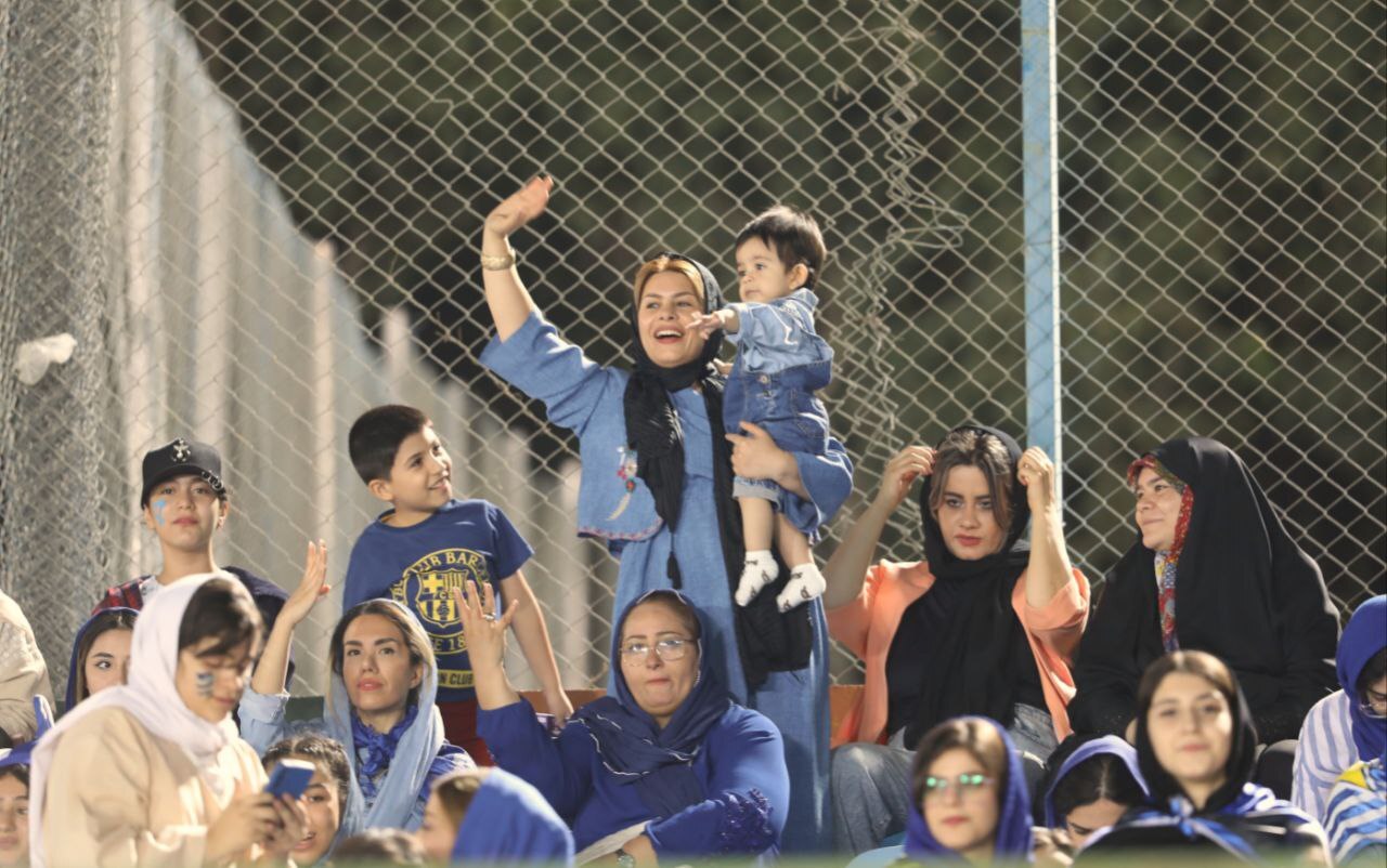 گزارش زنده: استقلال ۲ - ۰ الغرافه/ الاهلی ۱ - ۰ پرسپولیس/ گل زیبای رامین! +ویدیو