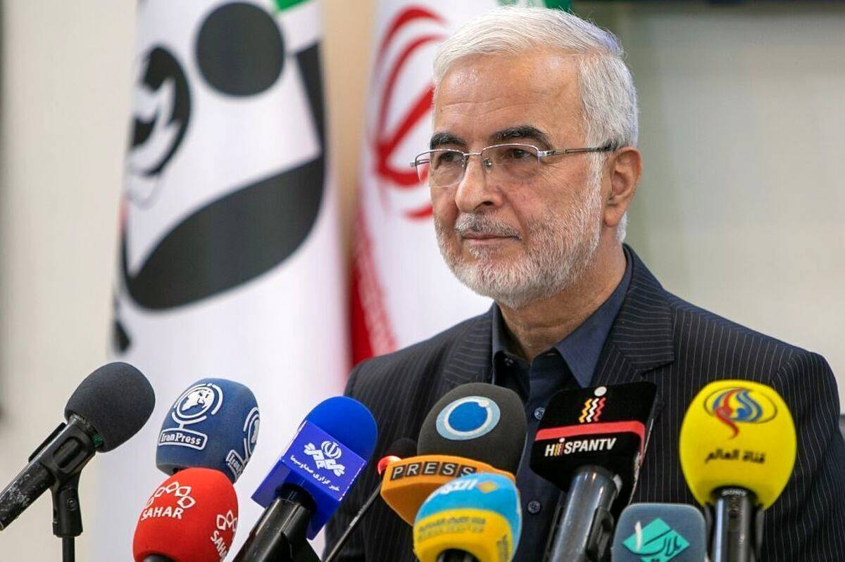 مومنی