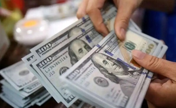 قیمت دلار بالا می‌رود؟