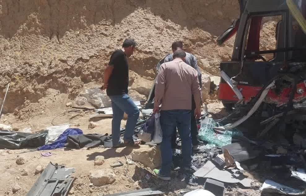 تصادف مرگبار ۲ اتوبوس در محور کرمانشاه-حمیل