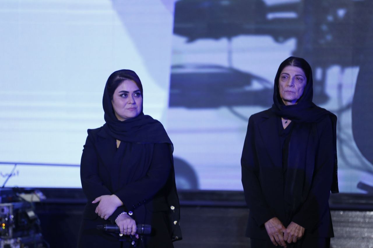آیین چهلم و نکوداشت استاد محمدعلی بهمنی با حضور جمع کثری از اهالی هنر و ادبیات