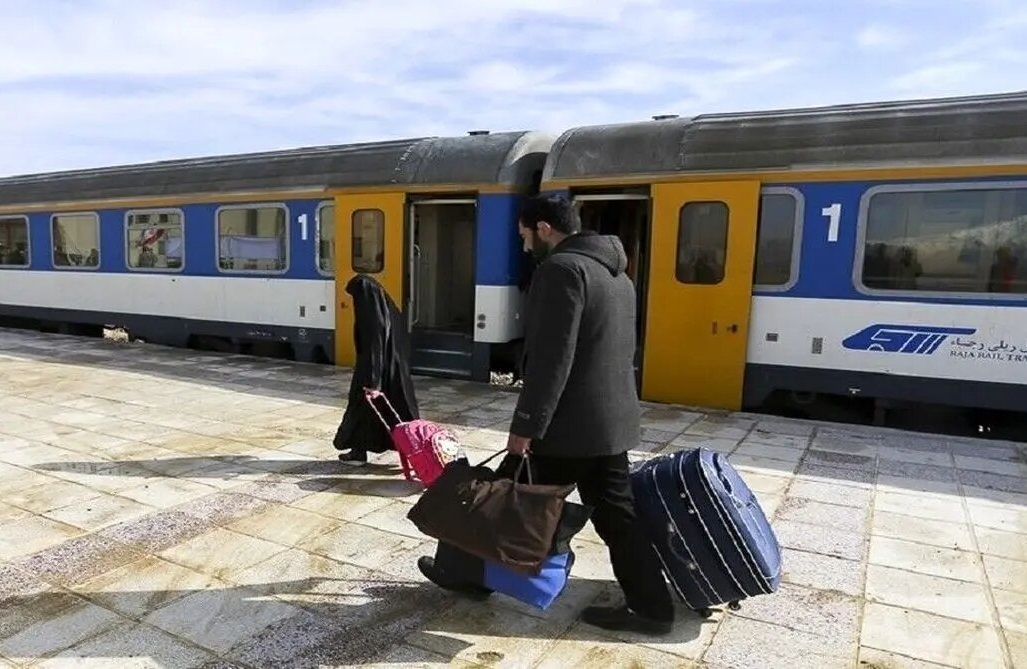 فروش بلیت قطار مسافری آغاز شد