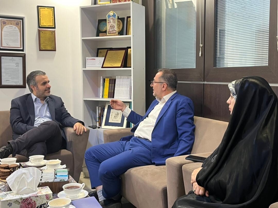 حضور مدیرکل هماهنگی شبکه های مردمی کمیته امداد در موسسه خیریه نیک گامان