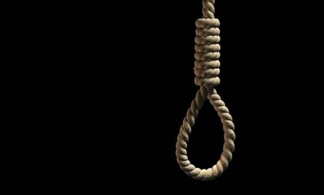 ۲ سارق مسلح در خمین در ملاعام اعدام شدند