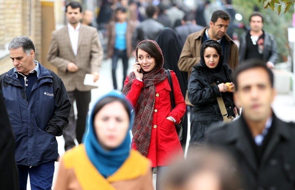 ارسال پیامک‌های تهدیدآمیز حجاب در اصفهان/ رئیس‌جمهور خبر دارد؟