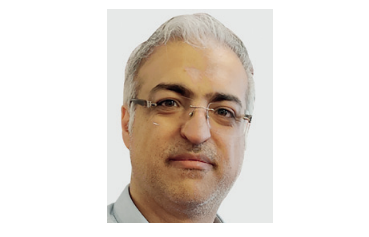 ظریف بهانه است