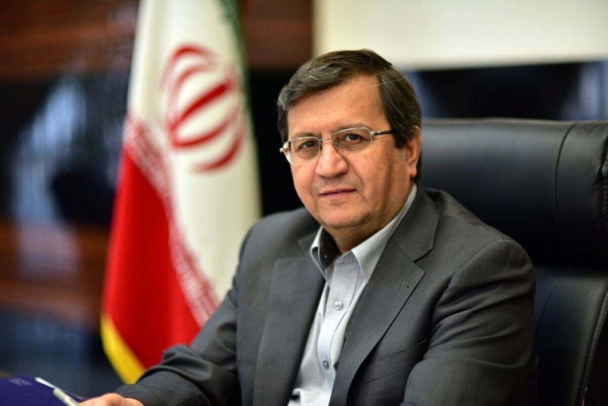 وزیر اقتصاد: زمان اصلاحات اقتصادی فرا رسیده/ نباید قشر متوسط به قشر فقیر تبدیل شود