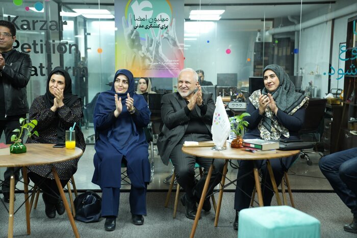 مهاجرانی: آمادگی شنیدن صدای مردم را داریم/ ۴۰ و اندی سال برای تمرین دموکراسی خیلی‌کم است