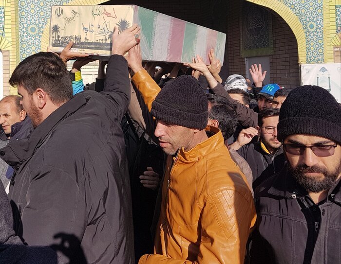 پیکر سه شهید گمنام در قم تشییع شد