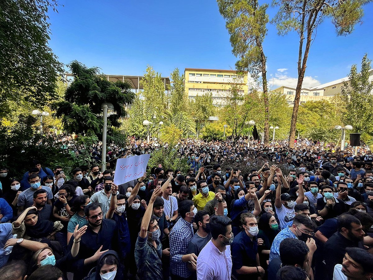 هادی خانیکی: ۱۶ آذر یک ژن است؛ ژن آزادیخواهی و عدالتجویی