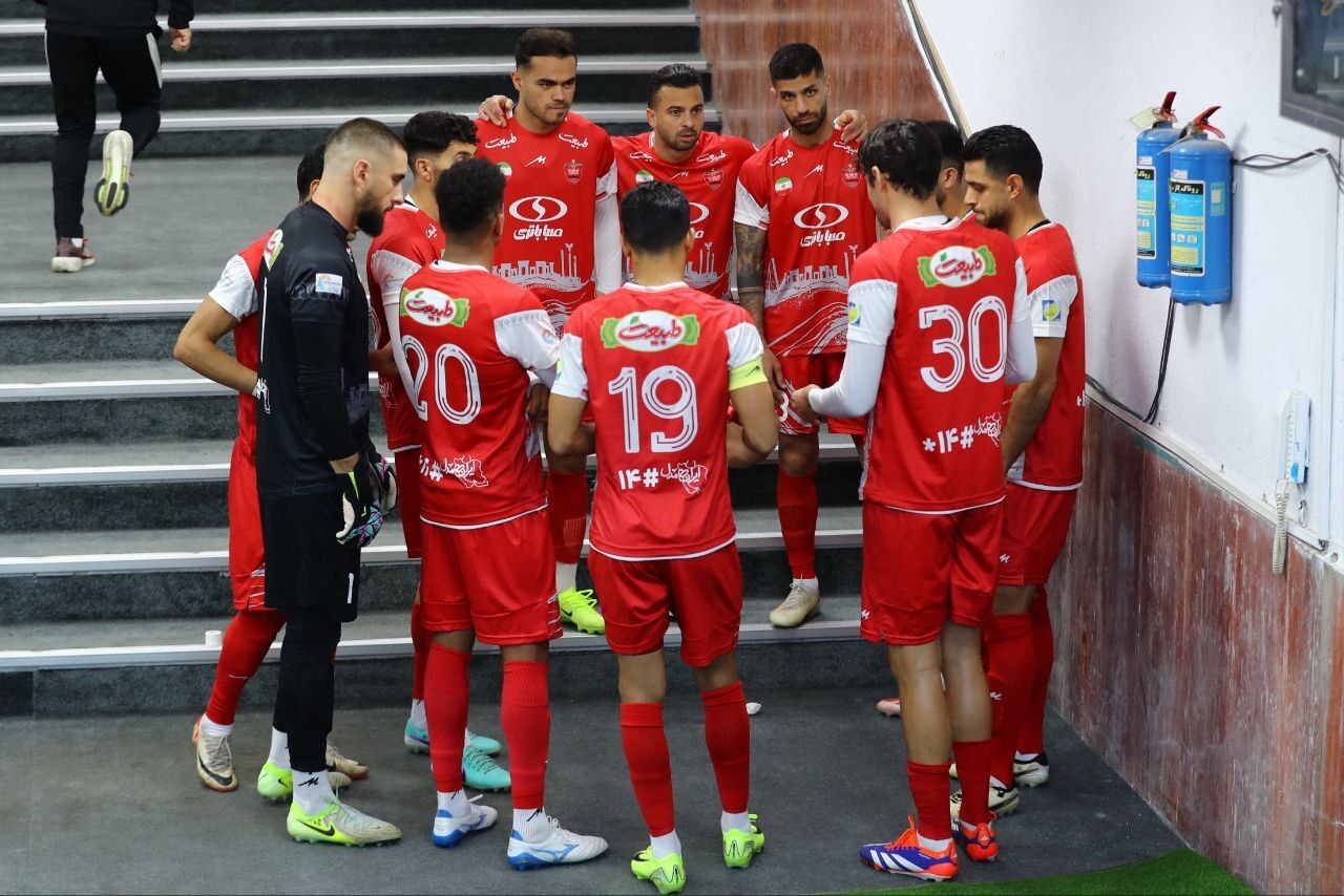 گزارش زنده: پرسپولیس ۰ - ۱ نساجی +ویدیو