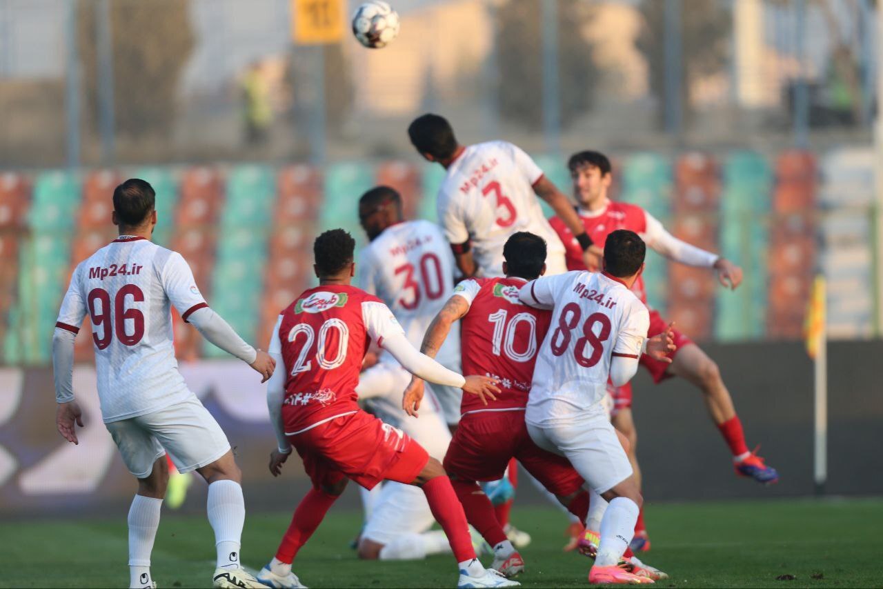 گزارش زنده: پرسپولیس ۰ - ۱ نساجی +ویدیو