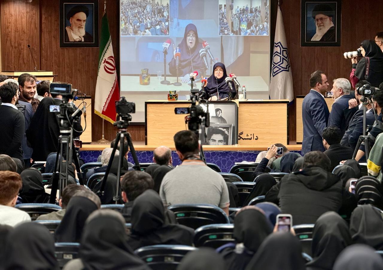 سخنگوی دولت خطاب به دانشجویان؛ ساکت باشید! +ویدیو