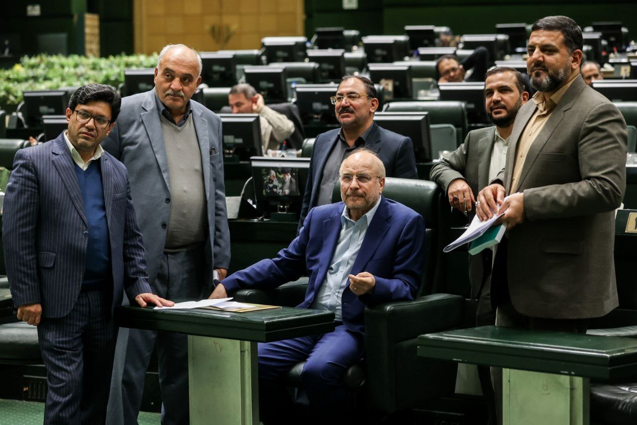 دریافت عوارض ۲۵۰ هزار تومانی از گردشگران خارجی در مشهد